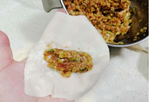 提鲜|馄饨我家每周必做,要想馅儿鲜香必须加点这调料,提鲜效果特别棒