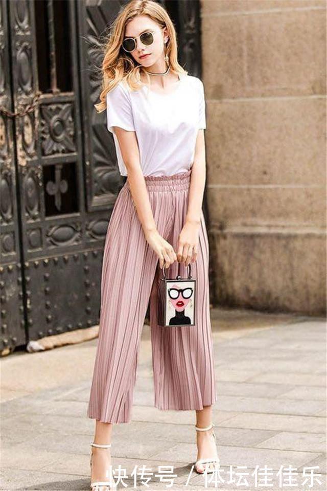 背带裤已经过时了!今夏开始流行的是“初恋裤”,青春时尚又百搭