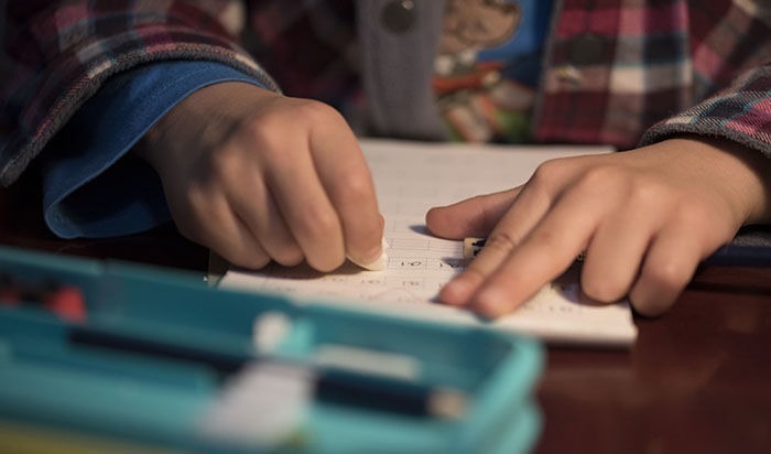 马虎|生娃后,粗心爸妈将孩子“落在”医院,得知原因让人哭笑不得