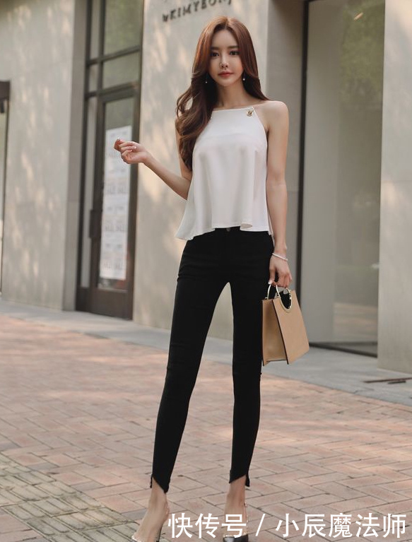 小姐姐|小姐姐爱穿个性迷人的紧身打底裤,更显女性娇俏身姿