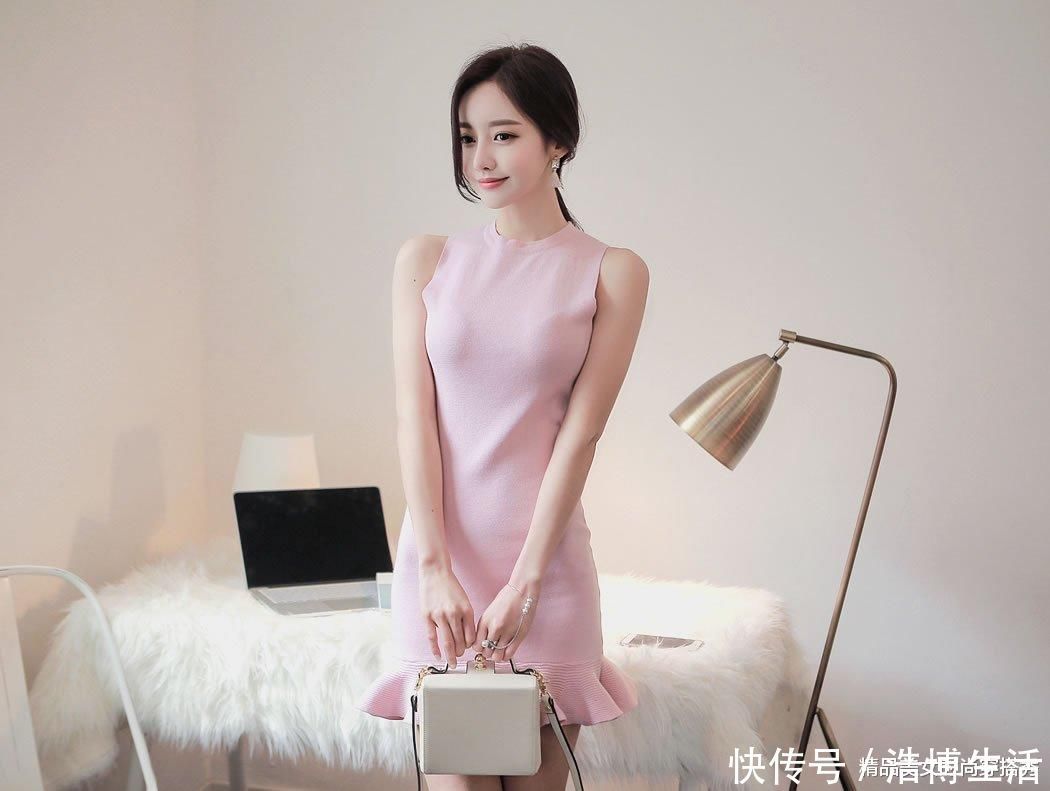 神女们|美女孙允珠:粉底透色细针织职场轻熟套装,绽放女性的魅力