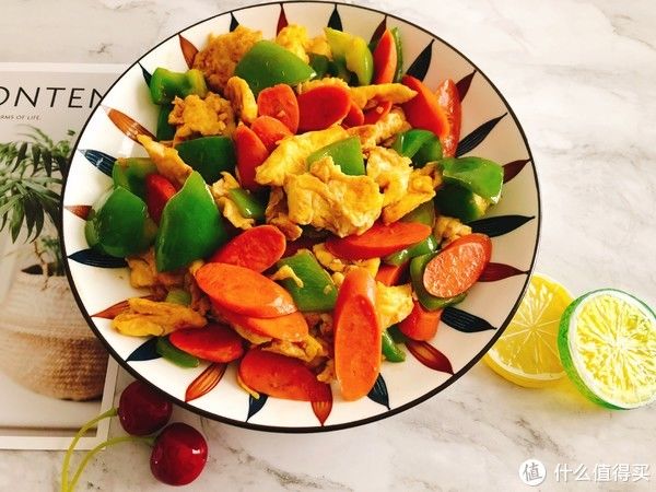 五分钟零失败！超好吃家常青椒火腿炒鸡蛋