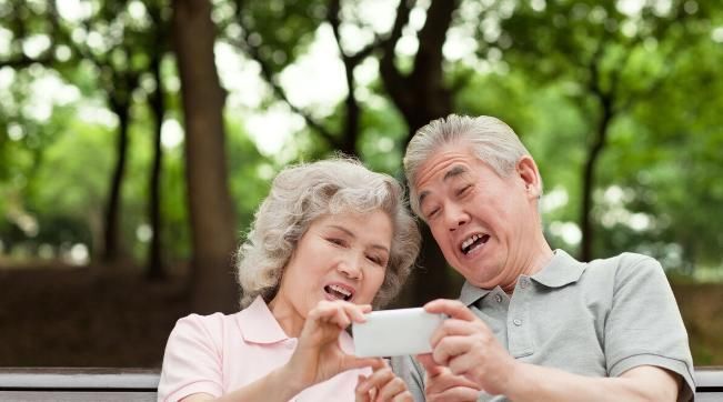 长寿老人的健康秘诀生活中养成7个好习惯，疾病绕道走