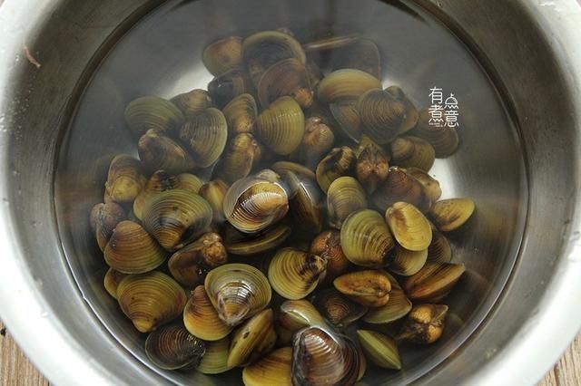 黑豆|它被称为“淡水鲍鱼”，一捡一篮子，鲜甜肥美，可惜很多人不懂吃