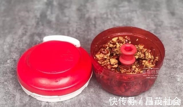 红糖|女人要想皮肤好,光吃红枣可不行,早餐多吃它,美白祛斑又水灵!