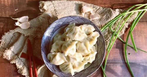 这馅的饺子很多人都没吃过，我家经常吃，特别香，好吃还不长胖