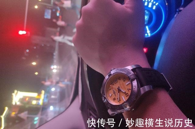 百年灵|两万元左右，有哪些潜水表值得推荐！