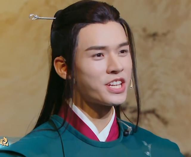 没给龚俊张哲瀚太多镜头，吴彤守住了《王牌》最后的底线！