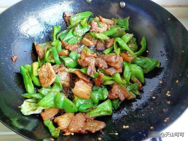 我家周末三餐，小炒肉配粗粮，营养美味贴秋膘，健康过秋天