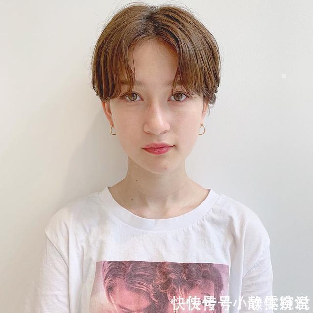 利落|越剪越时尚短发,蓬松立体美美哒,想要好看照着剪就对了