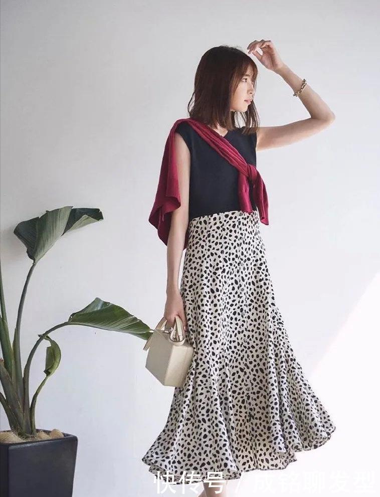 普通人|日系穿搭凭什么大火?看了这些搭配就知道了,普通人照着穿也高级