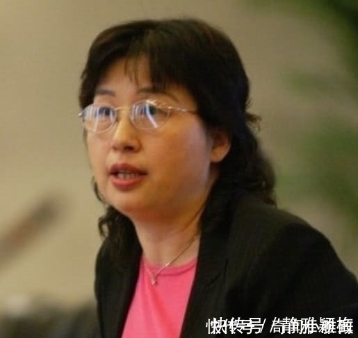 华为|挡在任正非前面的女人：帮助华为年赚千亿，却带7000员工辞职