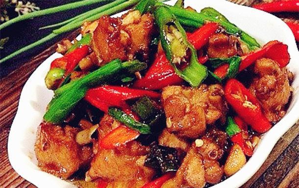 孩子吃了就能飞起的酱香菜，鲜香味美，好吃不贵，一口一个啃的香