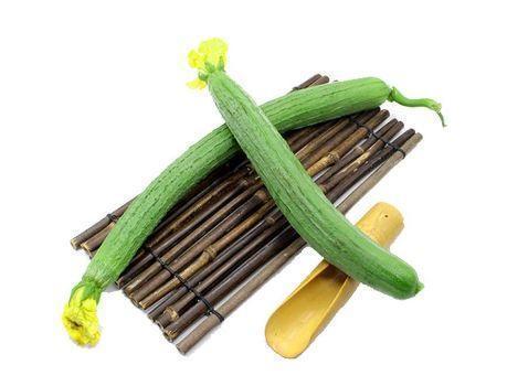 呵护|女人爱美，常吃3种食物，排毒清肠，调理肠胃，呵护身体