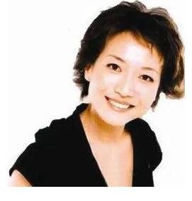 央視節(jié)目主持人：賀紅梅