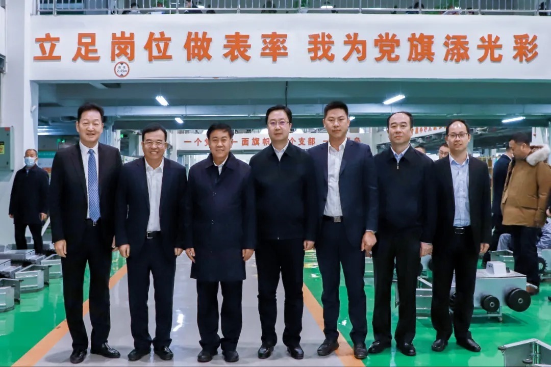 董事长|大华技术股份有限公司董事长傅利泉莅临牧原参观交流