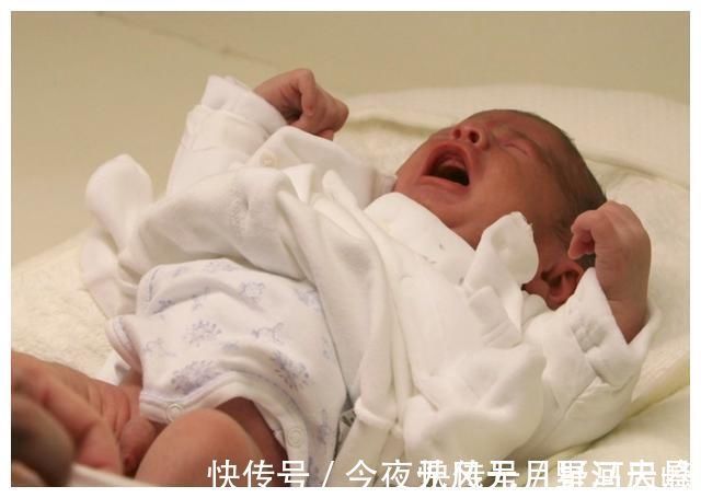 坏死|奶奶一碗米糊让6个月女童肠坏死,辅食这样喂,实在坑娃不浅