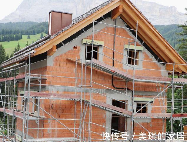 钢筋|农村盖房，“钢筋”用量越多，房子就越结实？浪费不说，还有害
