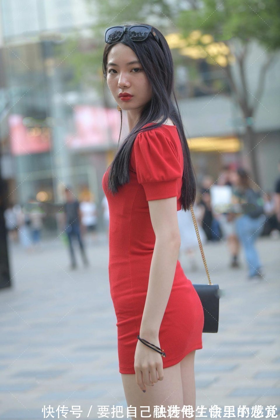 高跟鞋 性感有妩媚的女孩，散发着魅力十足的气息，是你喜欢的类型吗？
