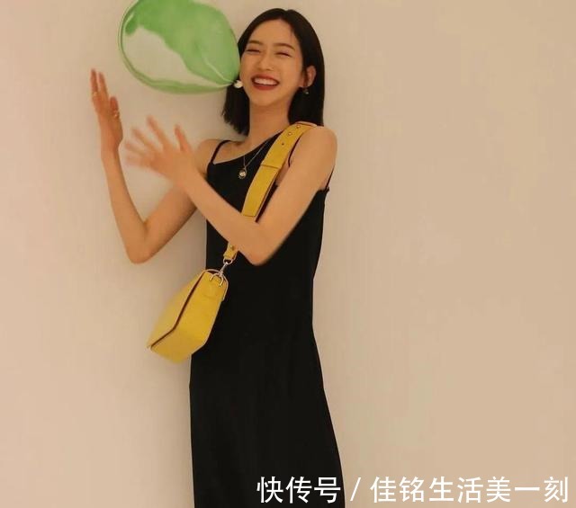 cr 适合亚洲女孩的韩式穿搭,早秋这么穿,洋气又时髦!