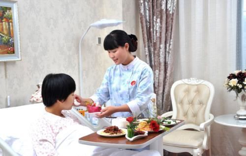 李琴|“我妈凭什么伺候你坐月子,让你妈过来”,宝妈硬气回击太解气