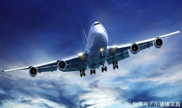 交通工具 假如有人以光速飞出地球,2天后返回,他的家人还会在吗