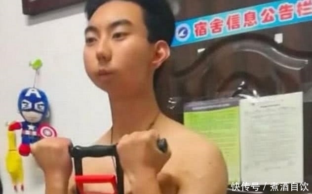 彭于晏|男子锻炼出一身肌肉，遭到女友嫌弃，网友：土拨鼠成精