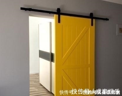 设计|卫生间切记别装平开门,现在都流行这样设计,太实用了