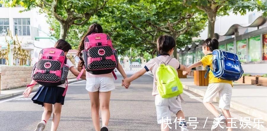 营养物质|最新儿童身高标准表快收藏,男童女童有差异,7岁以下都可对照