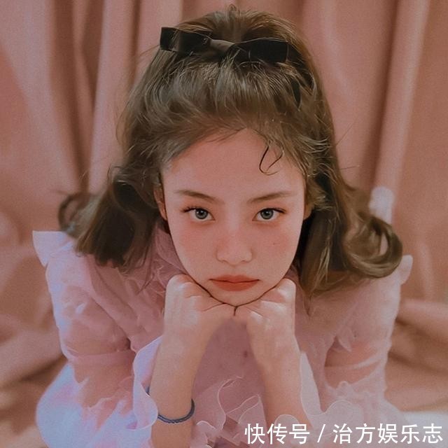 小姐姐|春末夏初适合“温柔感”穿搭,尝试舒适随性的韩系风,好看显气质