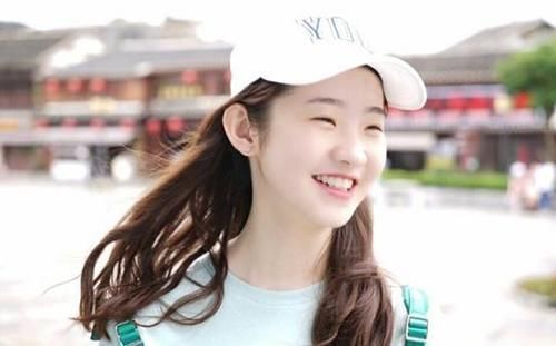 张亮 同是大厨人设崩塌,张亮张艺凡趣味横生,她却被全网批太假