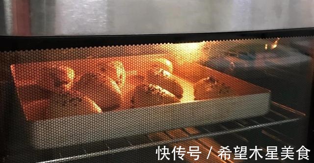 司康|美味的英式点心红枣司康在家做，可口美味，制作简单！