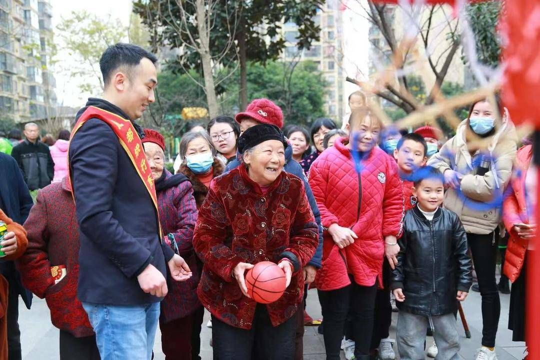 芙蓉锦程荟|看表演做运动 “芙蓉锦程荟 幸福社区嘉年华”活动精彩不断