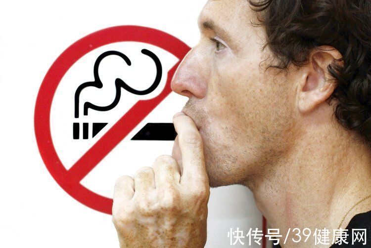 电子烟|不少老烟民改抽“茶烟”了，用茶叶做烟比香烟更健康吗？不建议碰