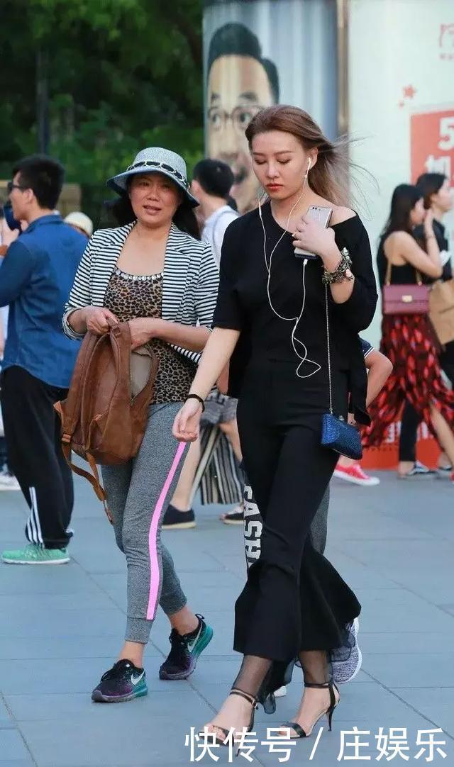 女人穿上一双高跟鞋,让你的魅力优雅的绽放!