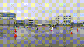 车辆|均衡／稳定／技术强场地试驾赛力斯华为智选SF5
