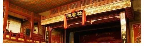 老板|明星頻頻刷臉買單后，終于踢到了鐵板，素人老板：我又不追星