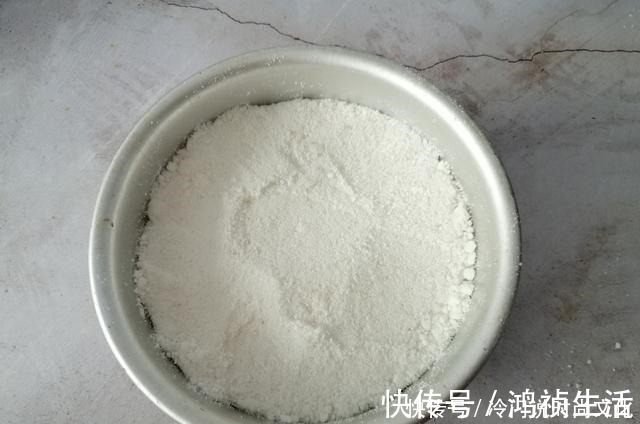 常吃|冬天手脚冰凉多吃它，每天3颗好处多，不煲汤也不煮粥，记得常吃