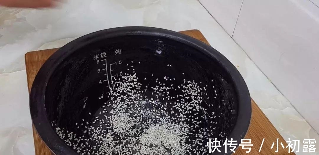 面包|面粉这样做才好吃, 不用烤箱, 不用黄油, 也能做出拉丝面包, 超香