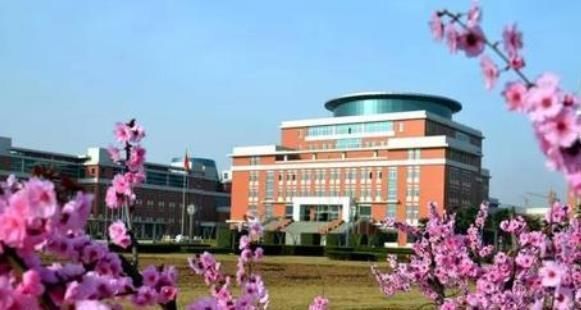 中国“最低调”985大学，位于小县城，录取分数极低，捡漏要抓紧