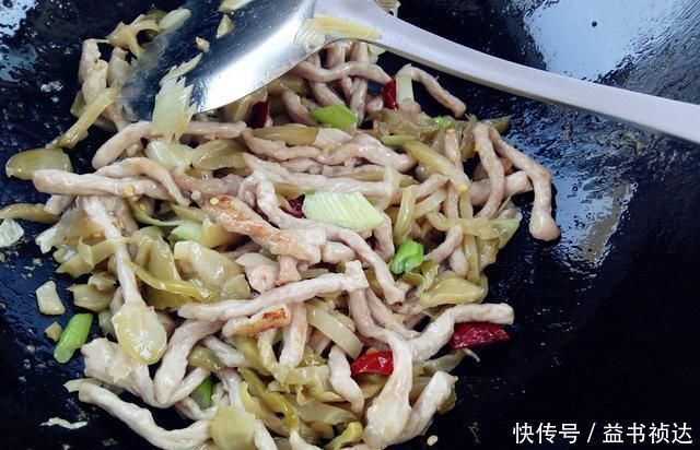 不管炒什么肉丝，用淀粉腌制就错了，教你正确腌制方法，鲜嫩多汁