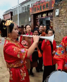 |搞笑GIF段子:现在没点才艺,现在连婚也不好意思结了!