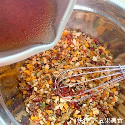 搅拌均匀|广式伍仁月饼(手工馅料制作)