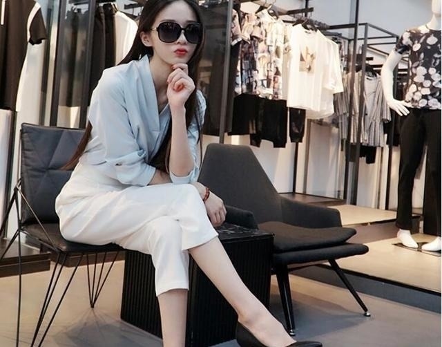 水晶鞋 新买的高跟鞋磨脚?挑选尖头高跟鞋有学问