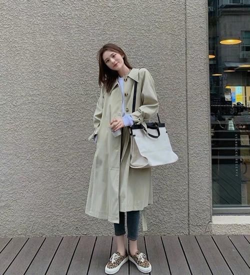 为什么同一件衣服你穿不好看？学习“装饰”手法，变好看不是问题