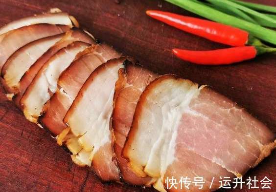 腌腊肉|腊肉别只会放盐,掌握腌腊肉的3个小窍门,腊肉鲜香入味不发霉