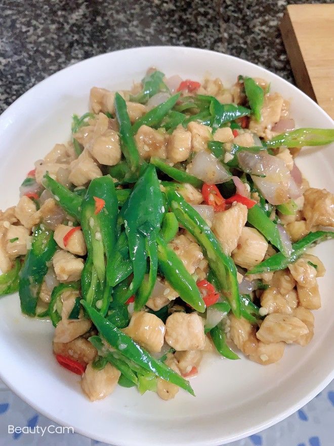 谁说鸡胸肉没味道，送您爆炒鸡胸肉，超下饭，吃不够，动手吧