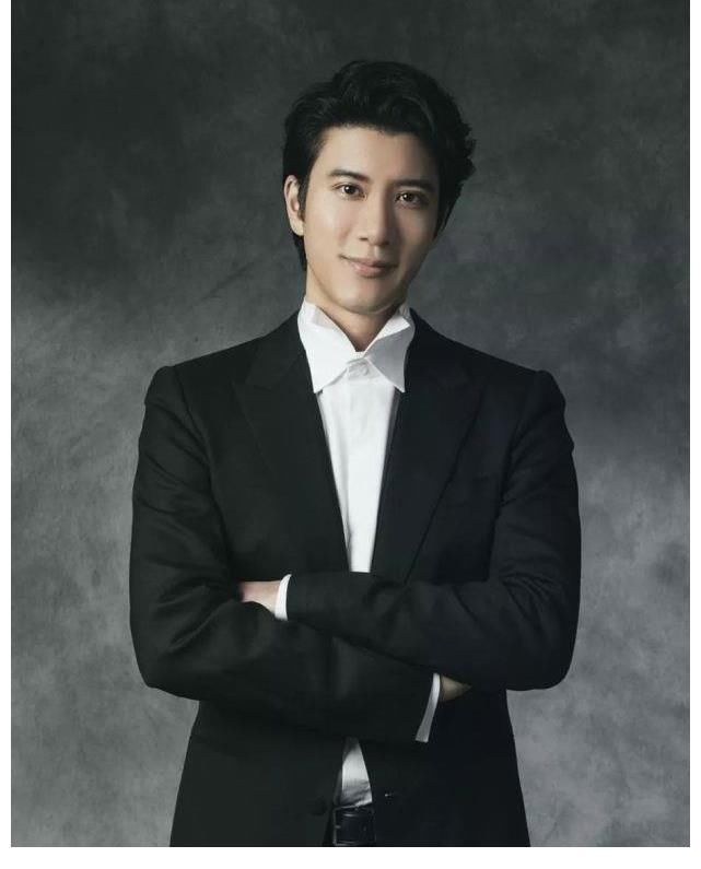 不要再打造“优质偶像”人设了，谁打造谁塌房！