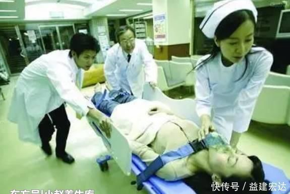 虚劳病|29岁女子,肾衰竭离世,医生解释吃饭时1个习惯害的