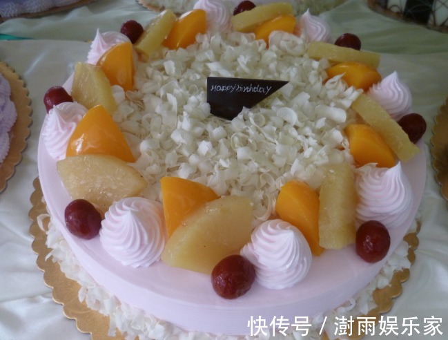 孩子|有3种食物尽量要少让孩子吃,会“偷”走体内的钙,影响长高